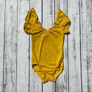 Morgan + Mae Flutter Leo